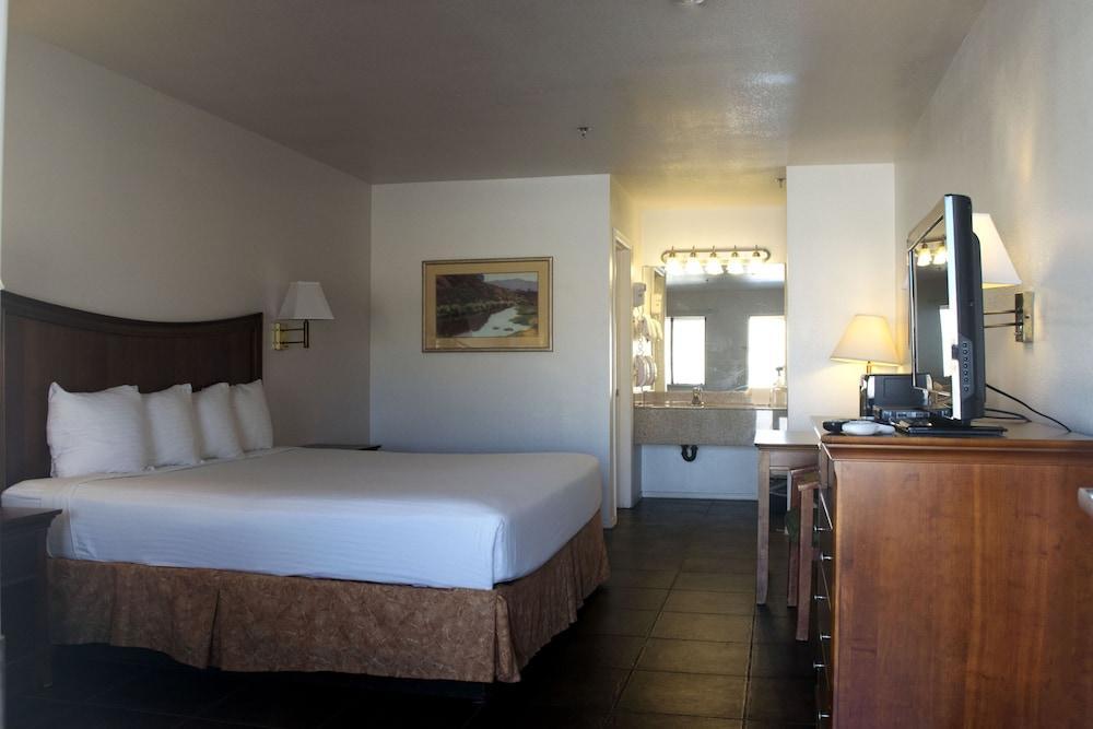 Rio Del Sol Motel 2*